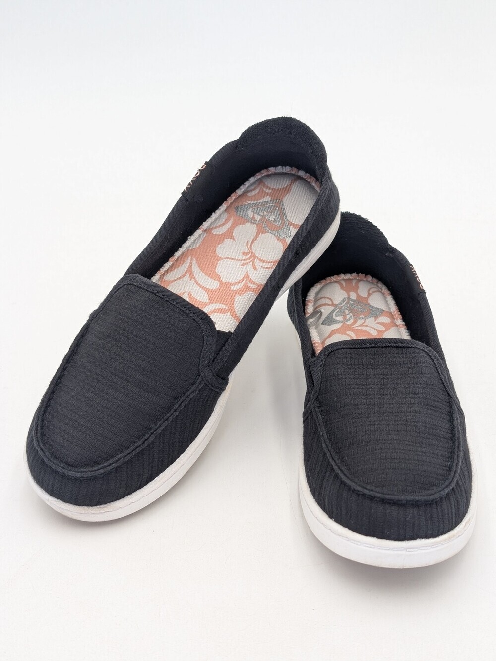 Roxy Minnow Sz 5 Women's Black/White Canvas & Herringbone Knit Slip-On Loafers - Picture 8 of 17
